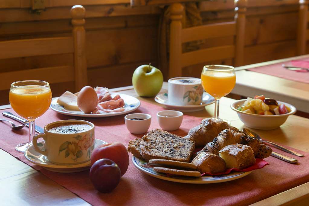 Eco Wellness Hotel Notre Maison Cogne Facilități foto